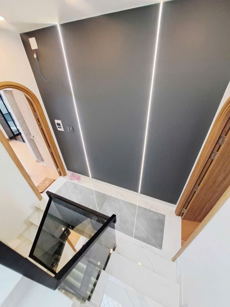 SIÊU PHẨM HXH – NHÀ 5 TẦNG MỚI – THIẾT KẾ HIỆN ĐẠI